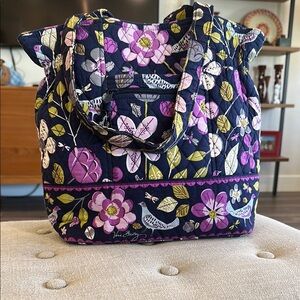 Vera Bradley Floral Nightengale Women's Handbag with magnetic snap.